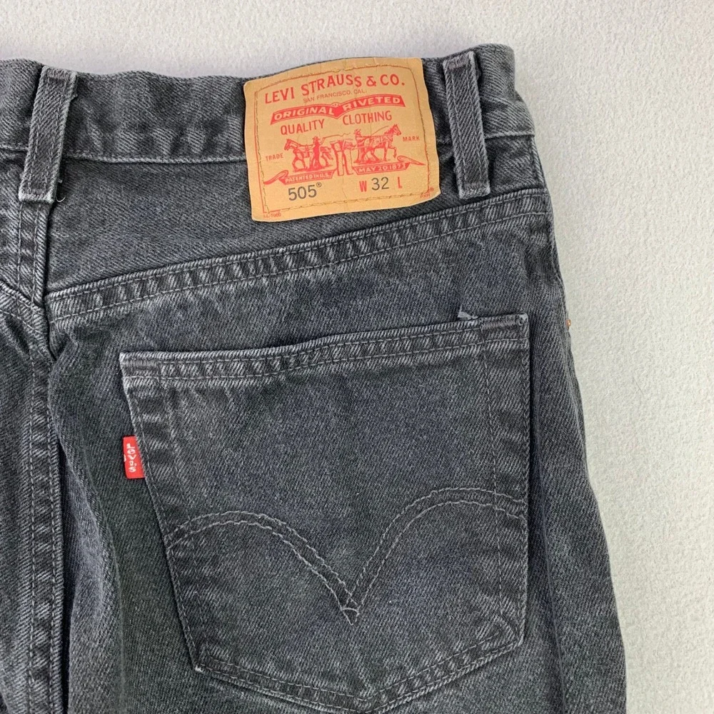 Levis measurements waist